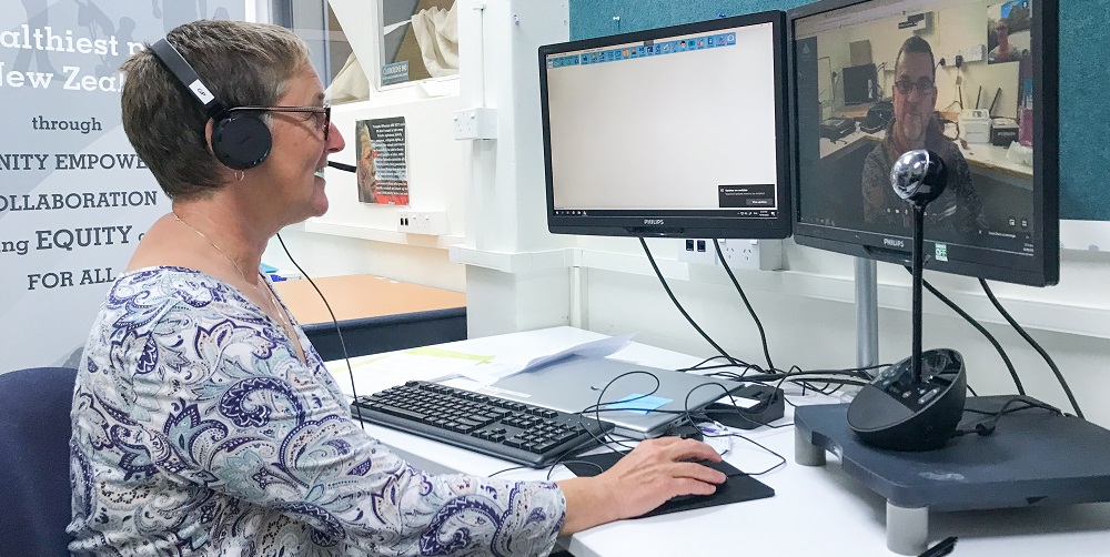 Dr Libby Prenton tests virtual consult set up